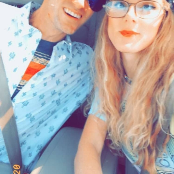 Meet your Posher, Cherry - Picture 3 of 7